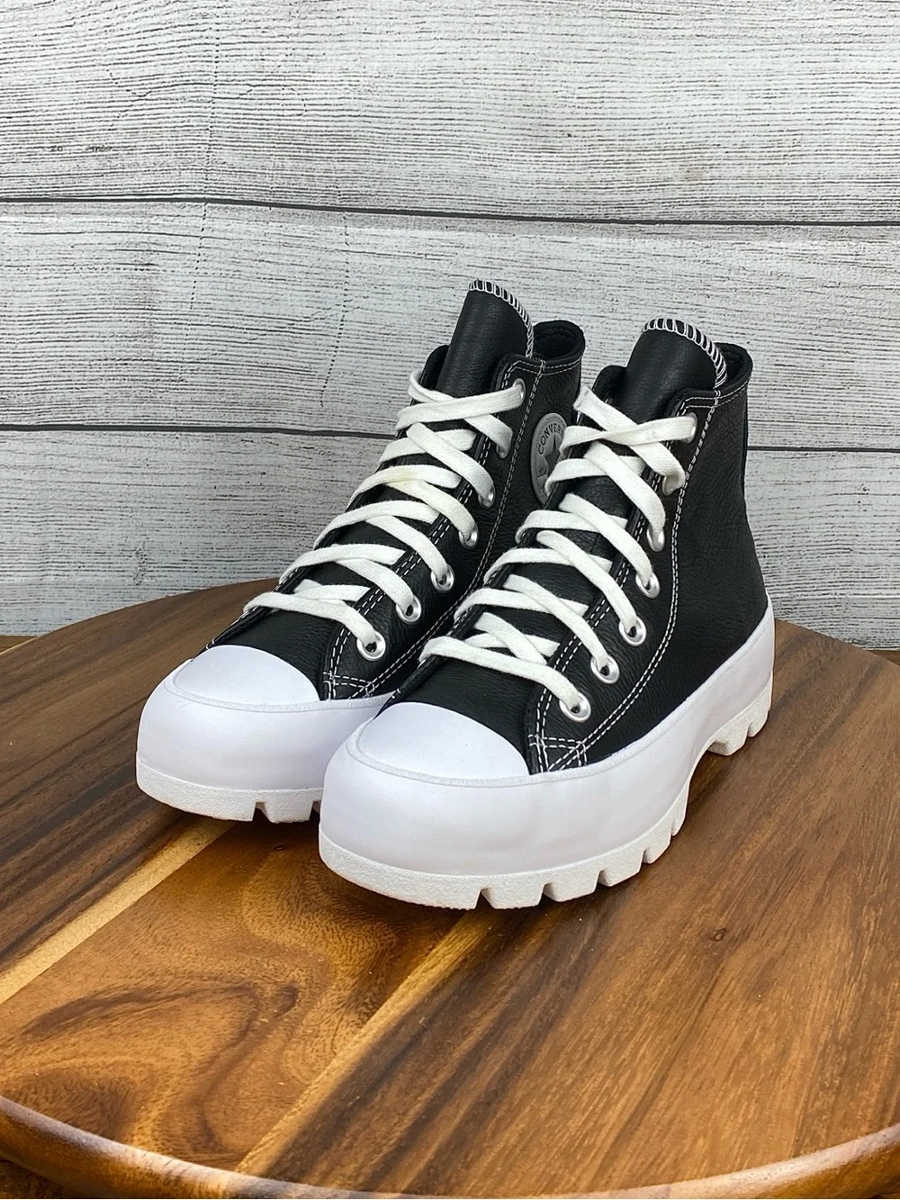 Converse Chuck Taylor All Star Lugged Leather High Black White Women’s Size 5